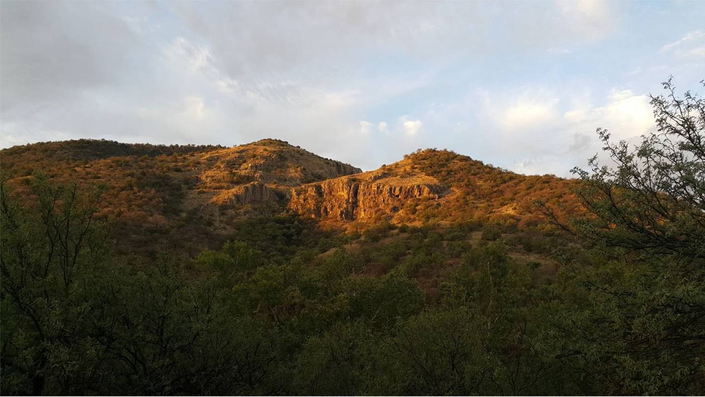 Vista panorámica del yacimiento Selene, tomada desde el Rancho Babidanchi